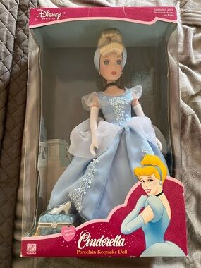 2003 Disney Cinderella Porcelain Keepsake Doll - BRAND NEW SEALED